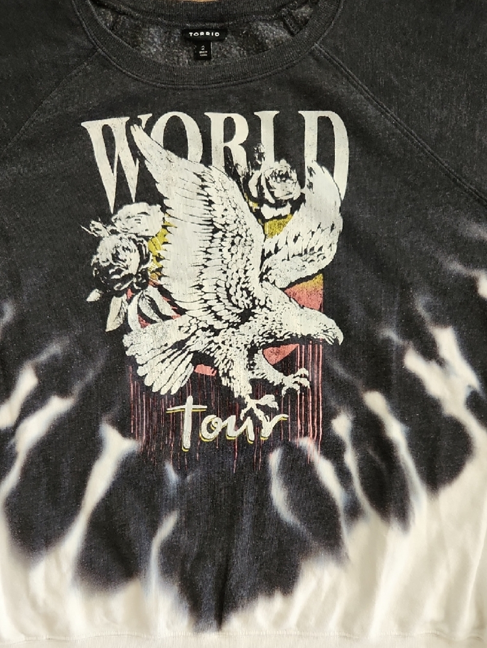 Torrid Black & White Tie-Dye Eagle World Tour Graphic Sweatshirt Size 2 - Picture 3 of 6